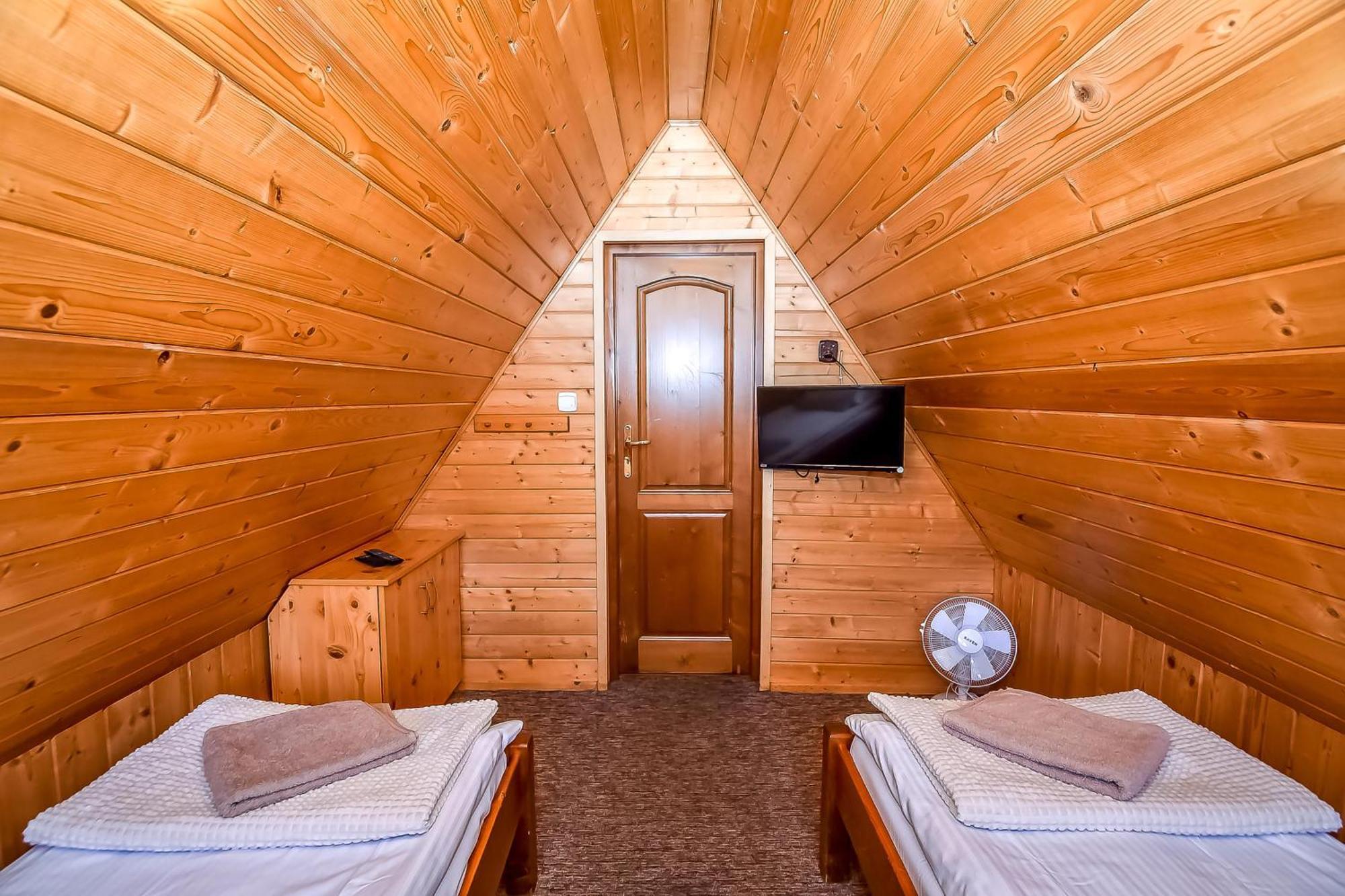 Ciche Małe U Topora Z Jacuzzi - 80M Do Stacji Narciarskiej المظهر الخارجي الصورة
